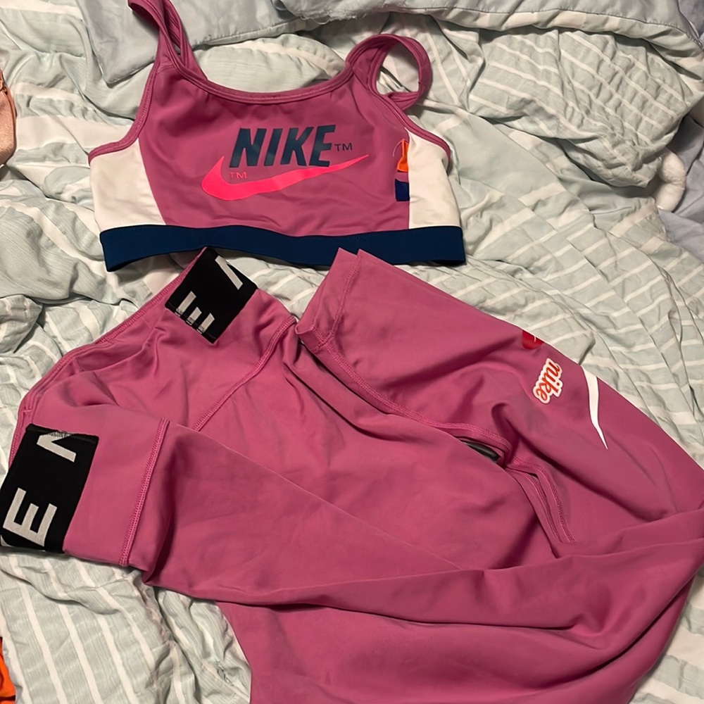 Womens nike pro set